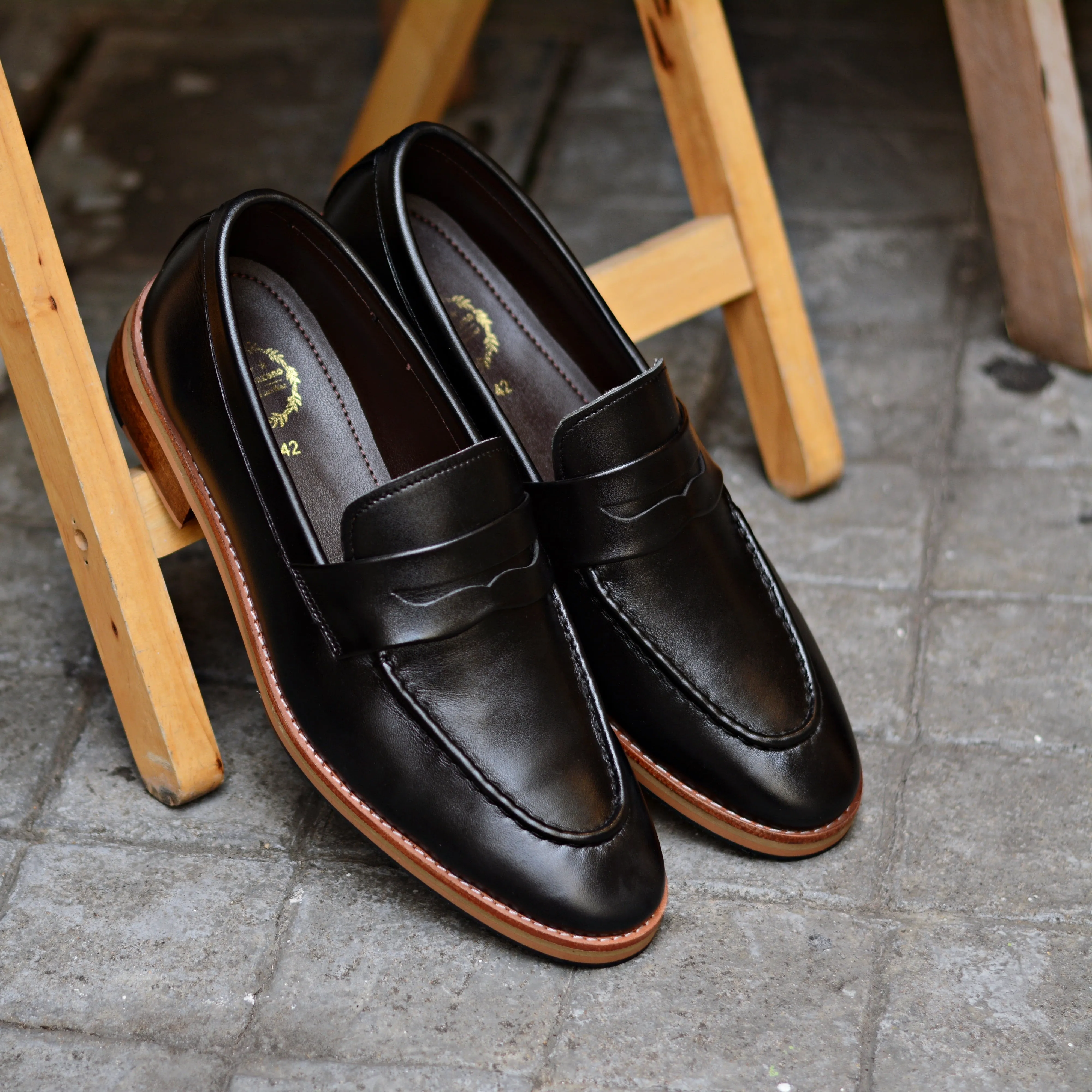 509 Penny Loafer Matt Black x Wooden Sole