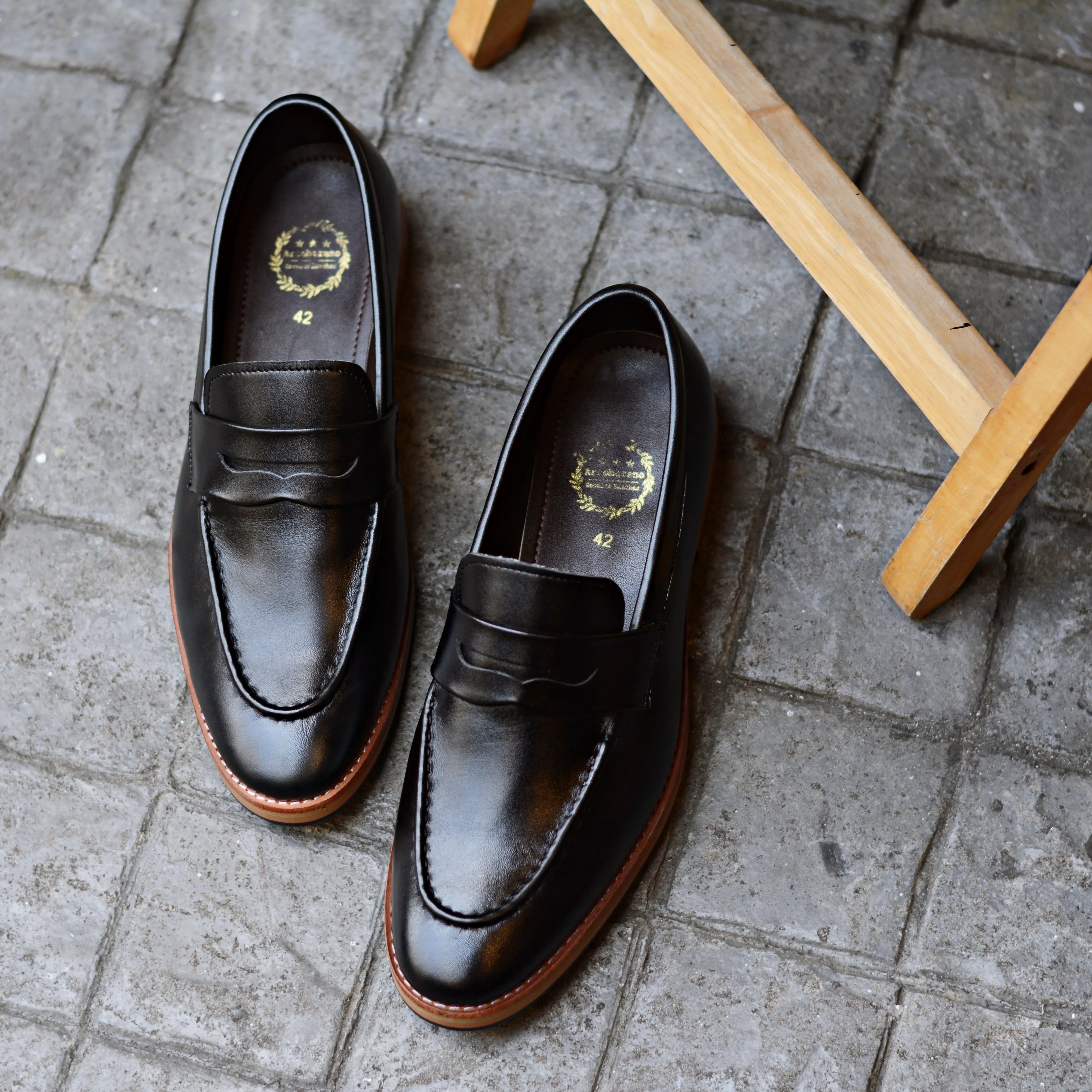 509 Penny Loafer Matt Black x Wooden Sole