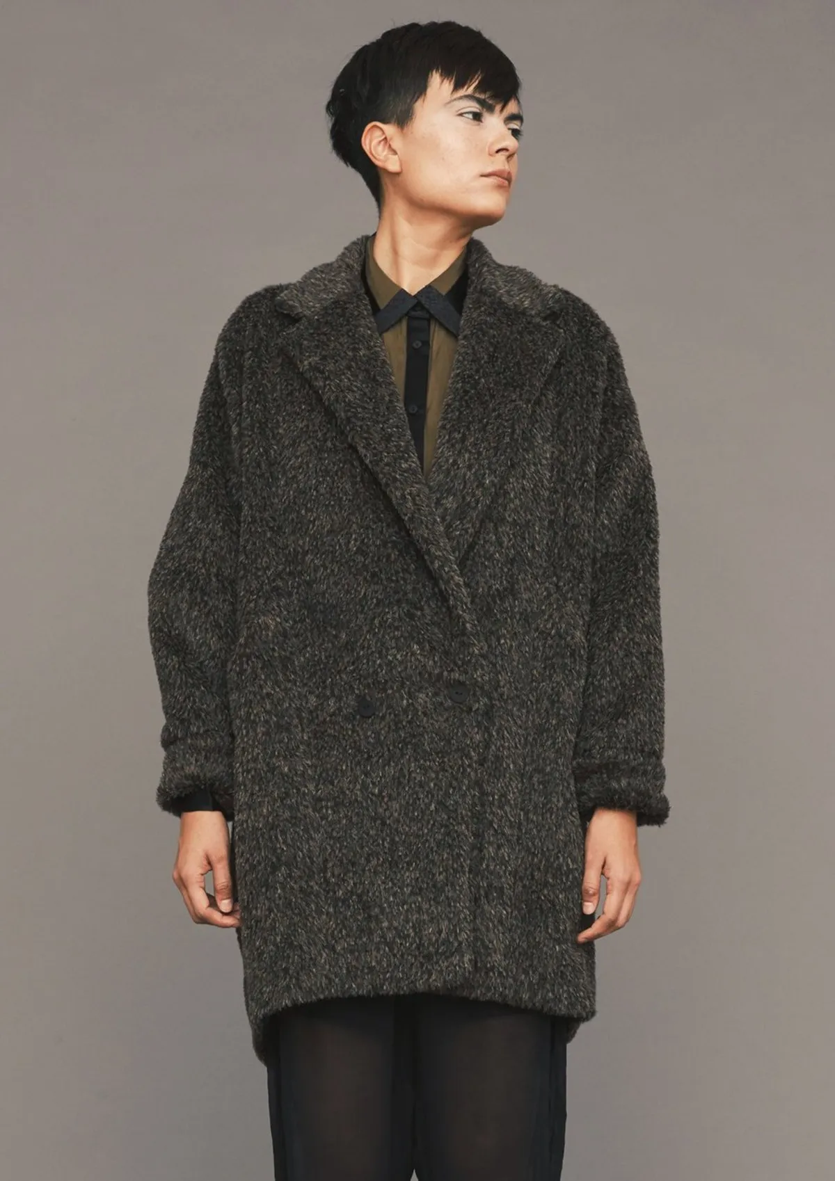 ALPACA SHAGGY COAT - brown/black