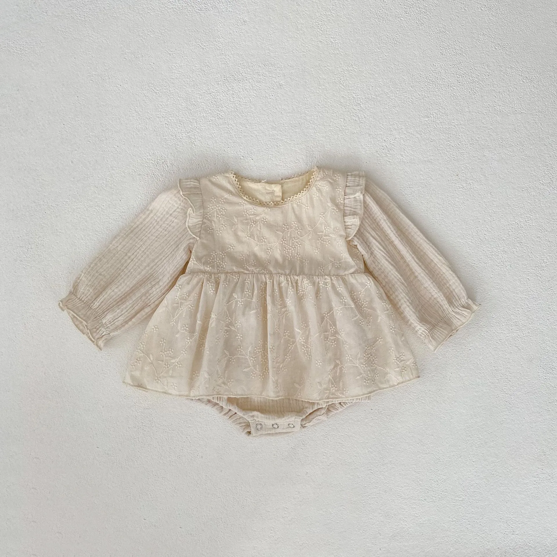 Baby Girls Solid Color Rompers Wholesale 24011197