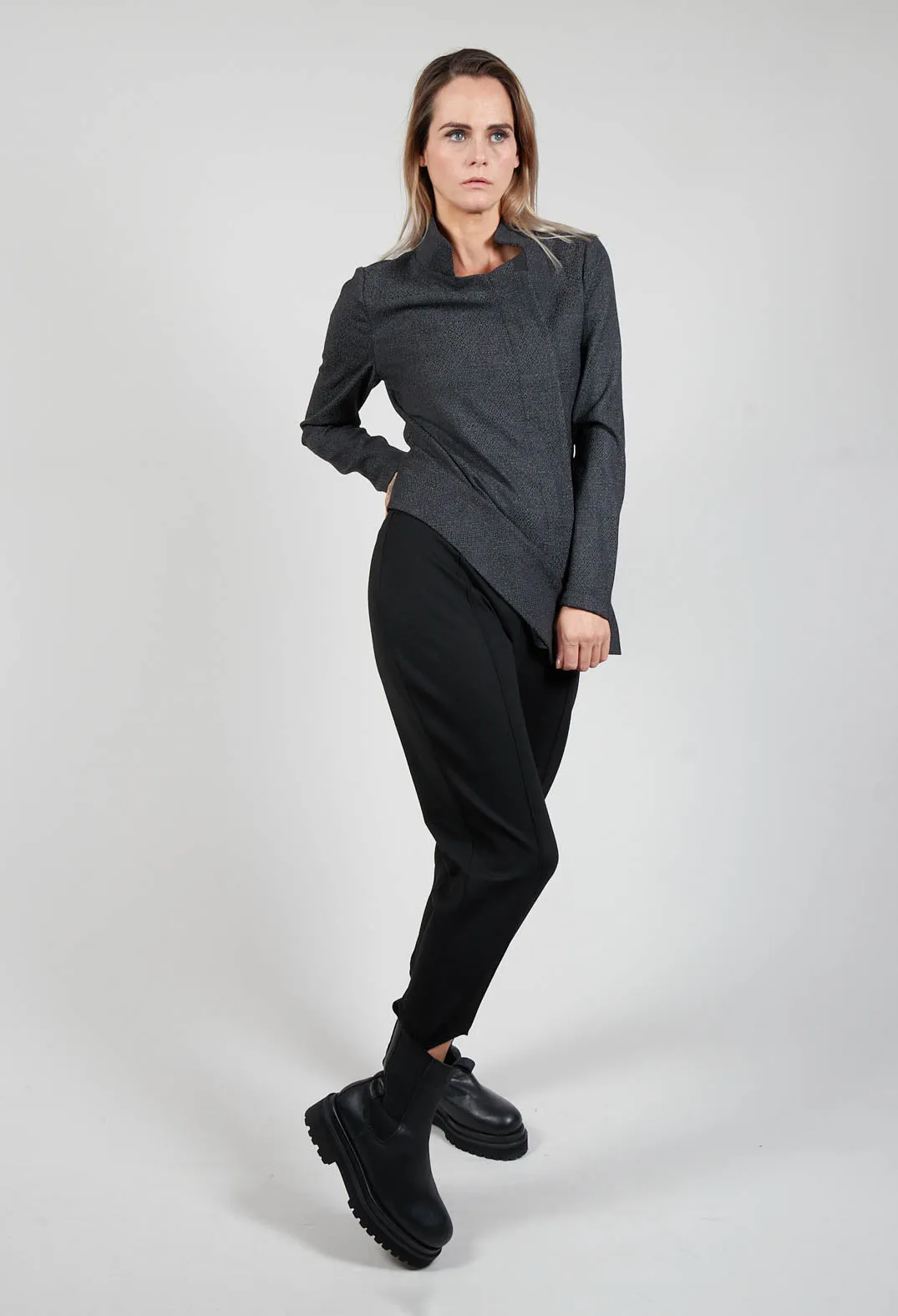 Bamu Stirrup Leggings in Black