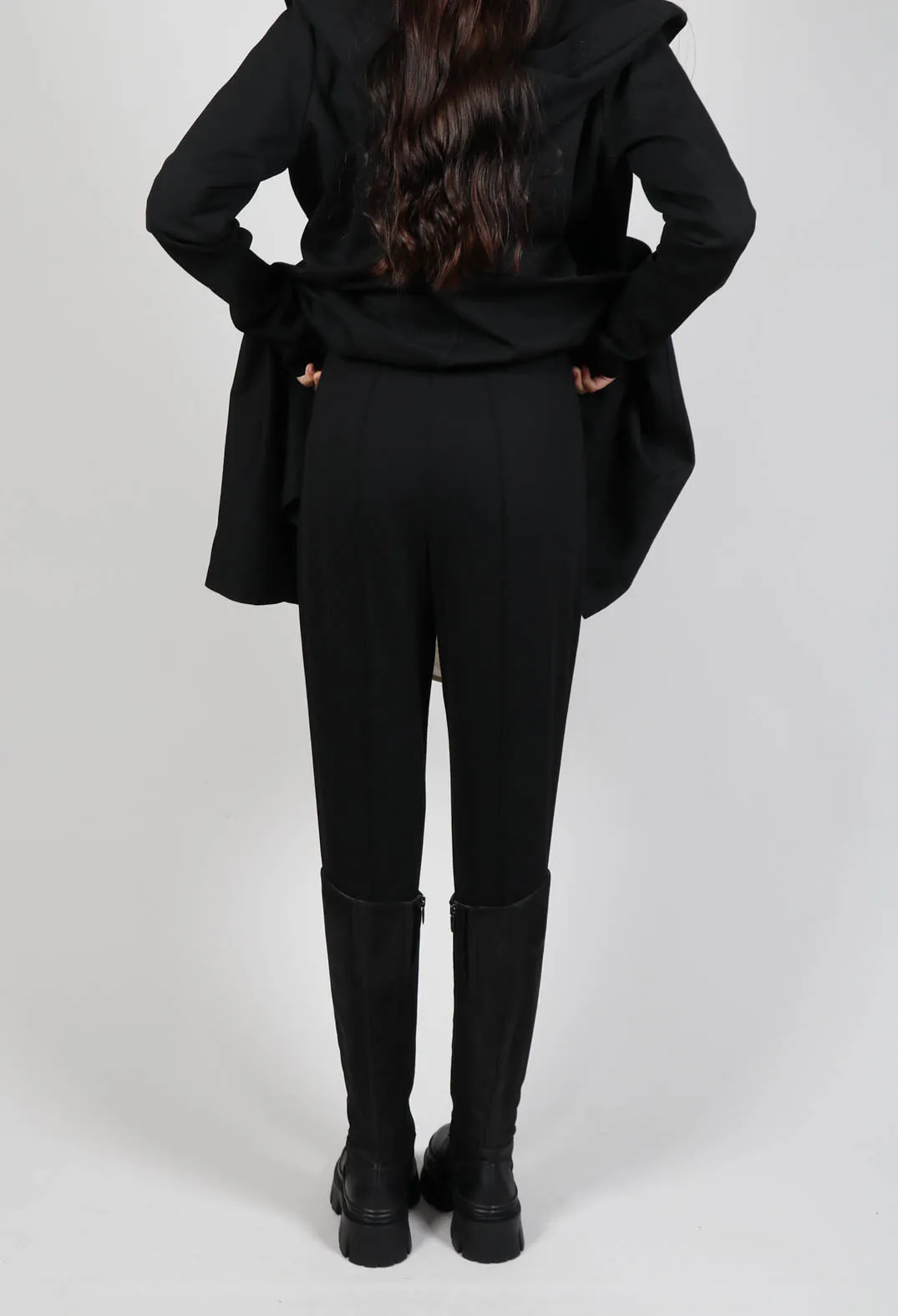 Bamu Stirrup Leggings in Black