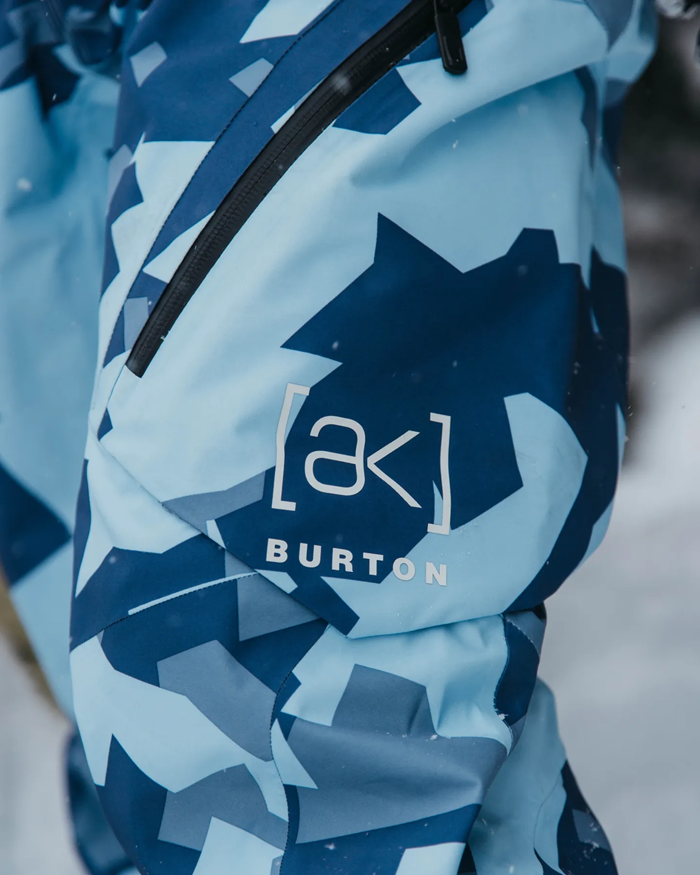 Burton Men's [ak] Cyclic Gore-Tex 2L Bib Pants - Geocamo