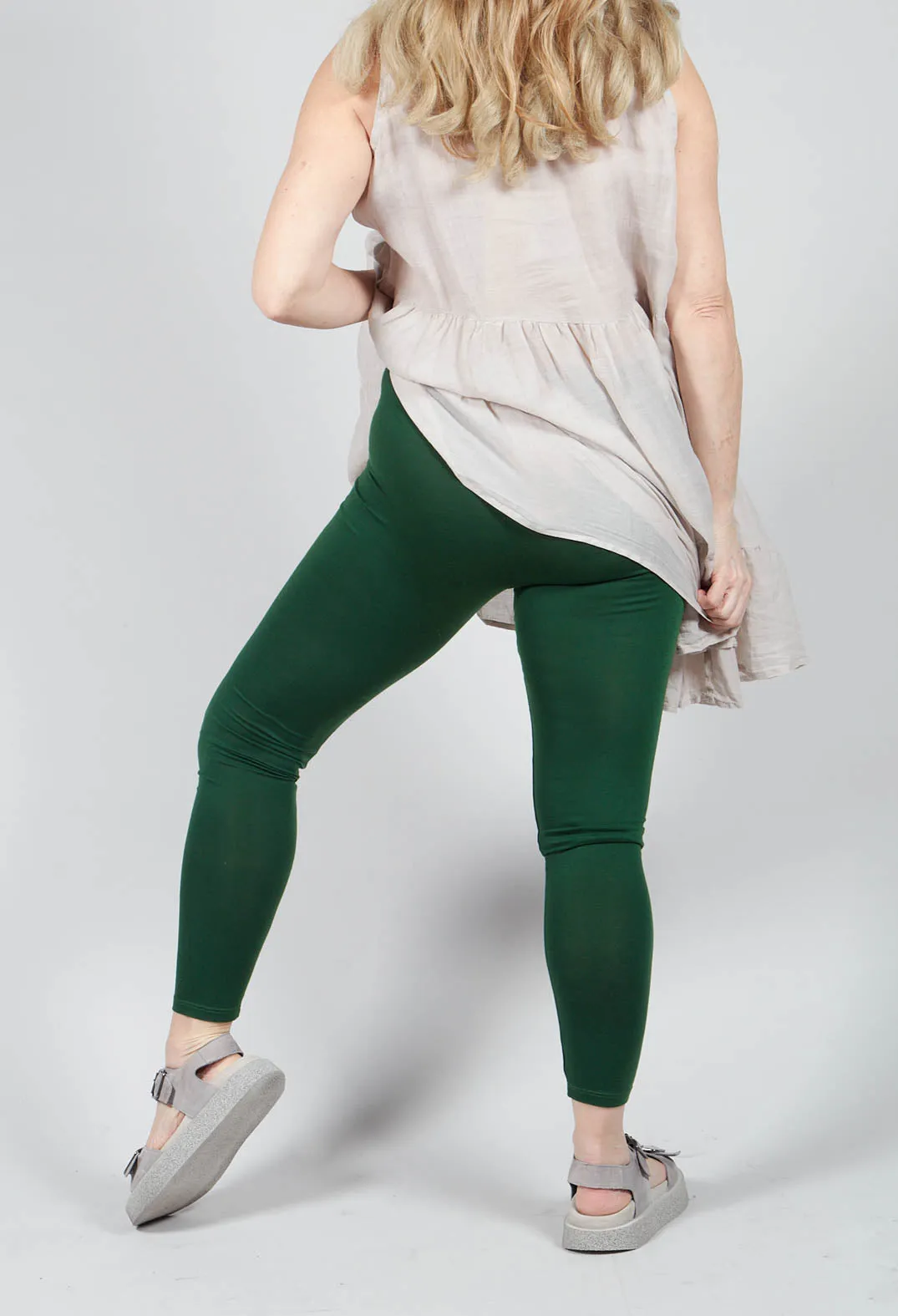 Clan Leggings in Gras Green