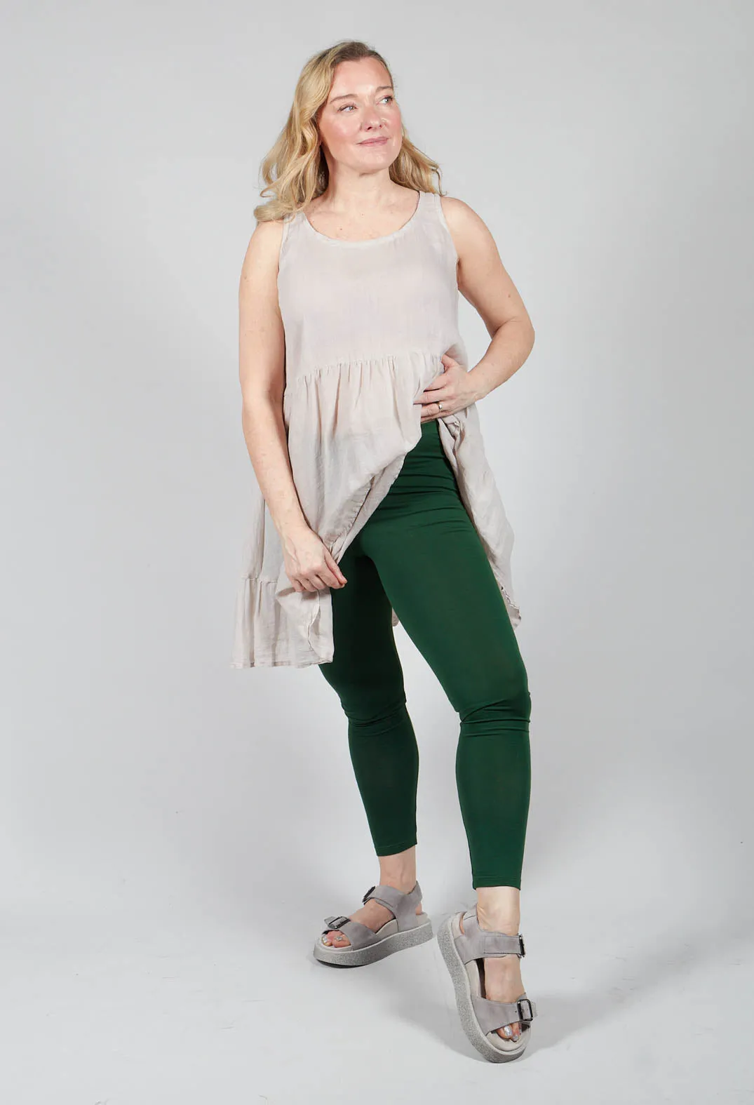 Clan Leggings in Gras Green