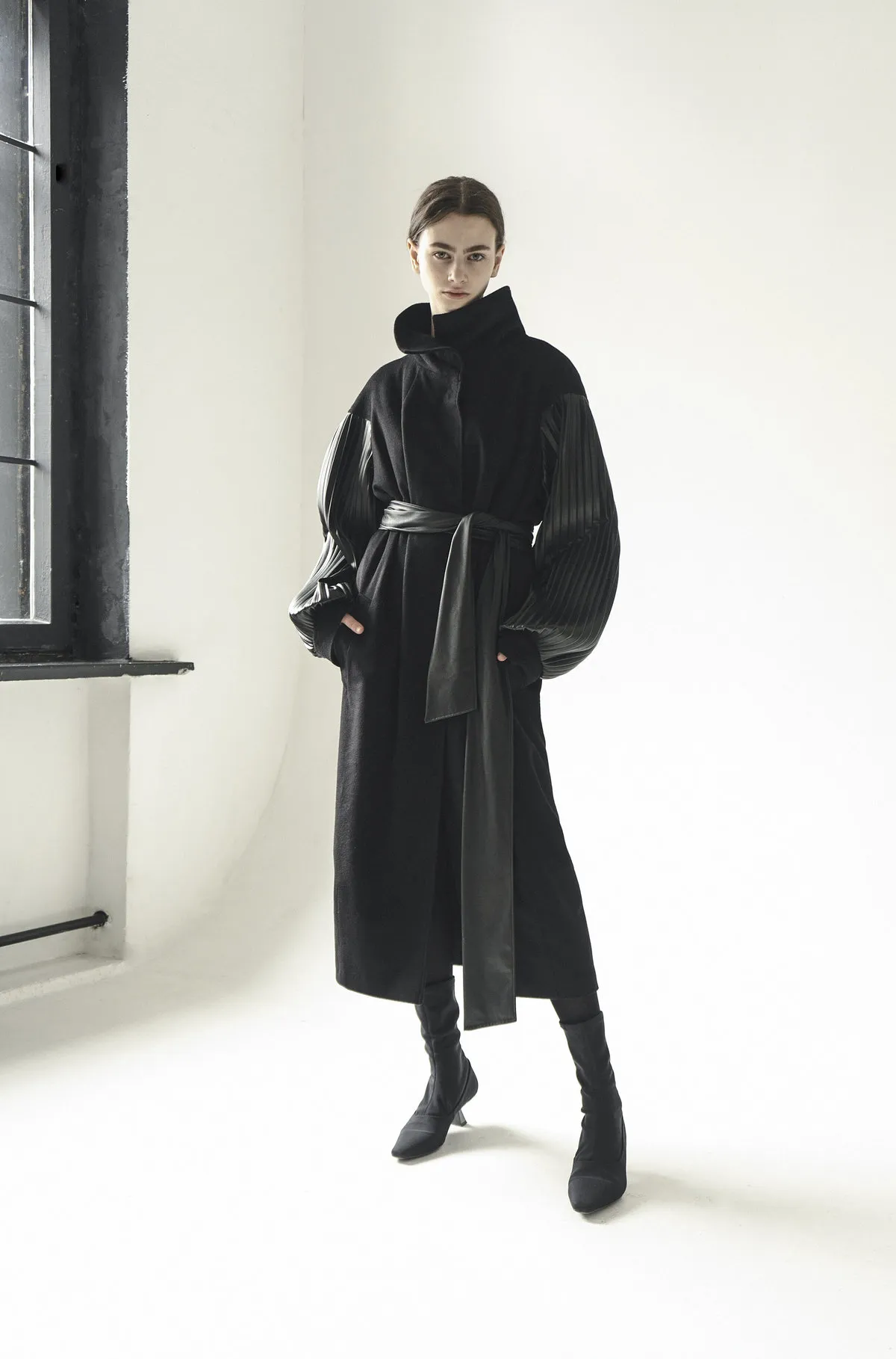 Cocoon Wool Coat - Black