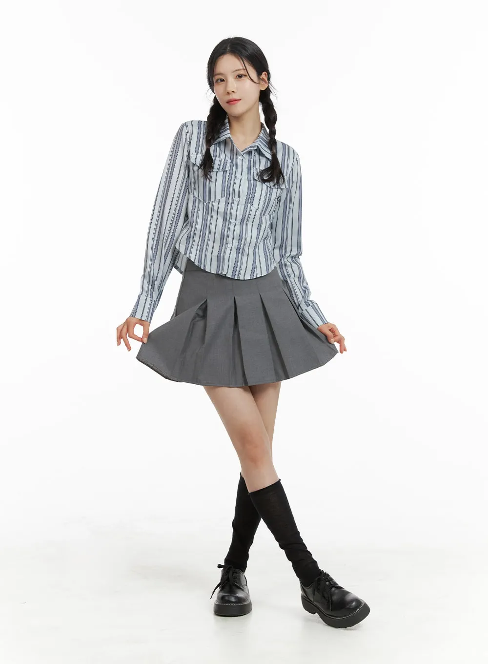 Collar Striped Button-Up Crop Shirt OM420