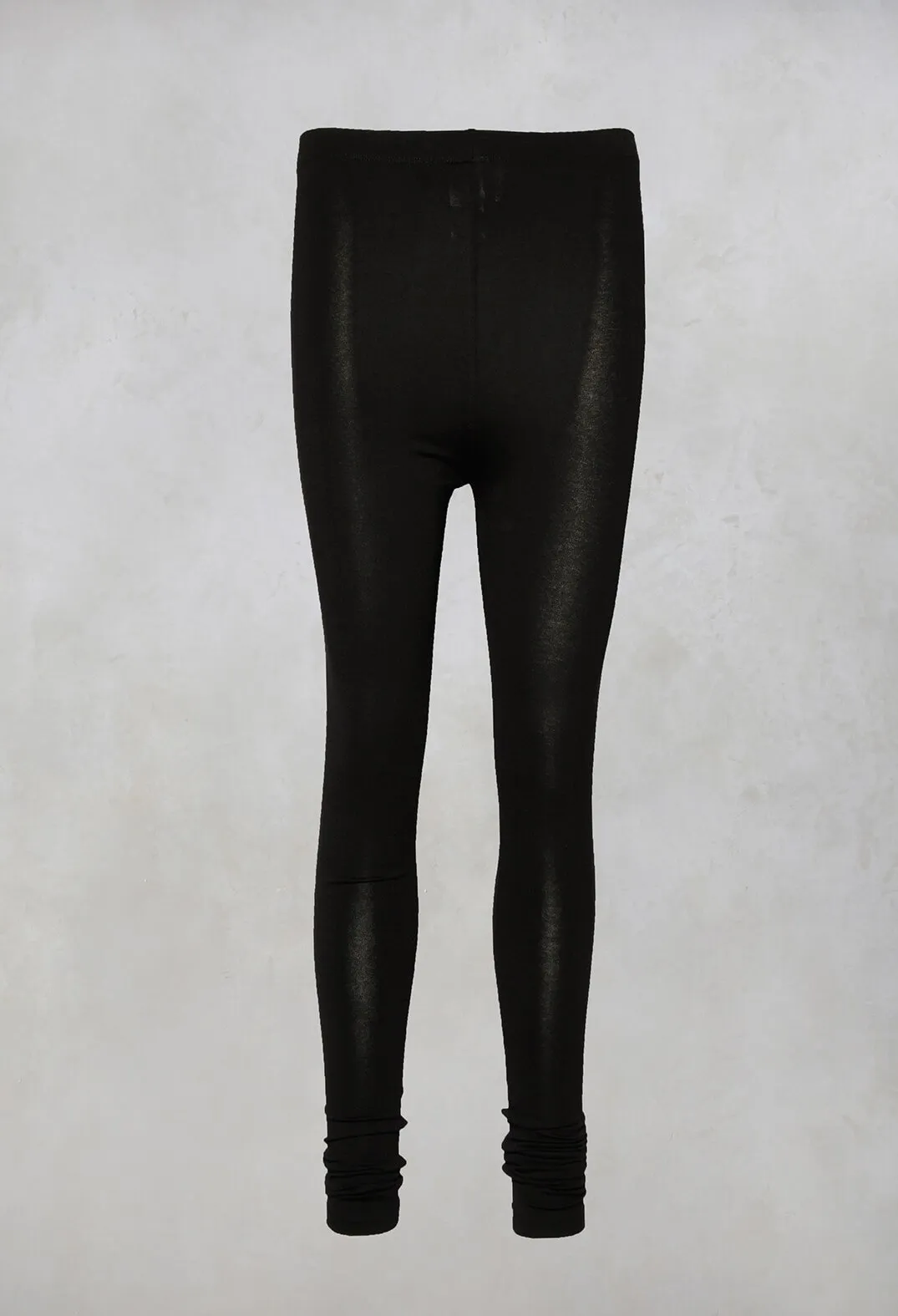 Comfort Fit Leggings in Black