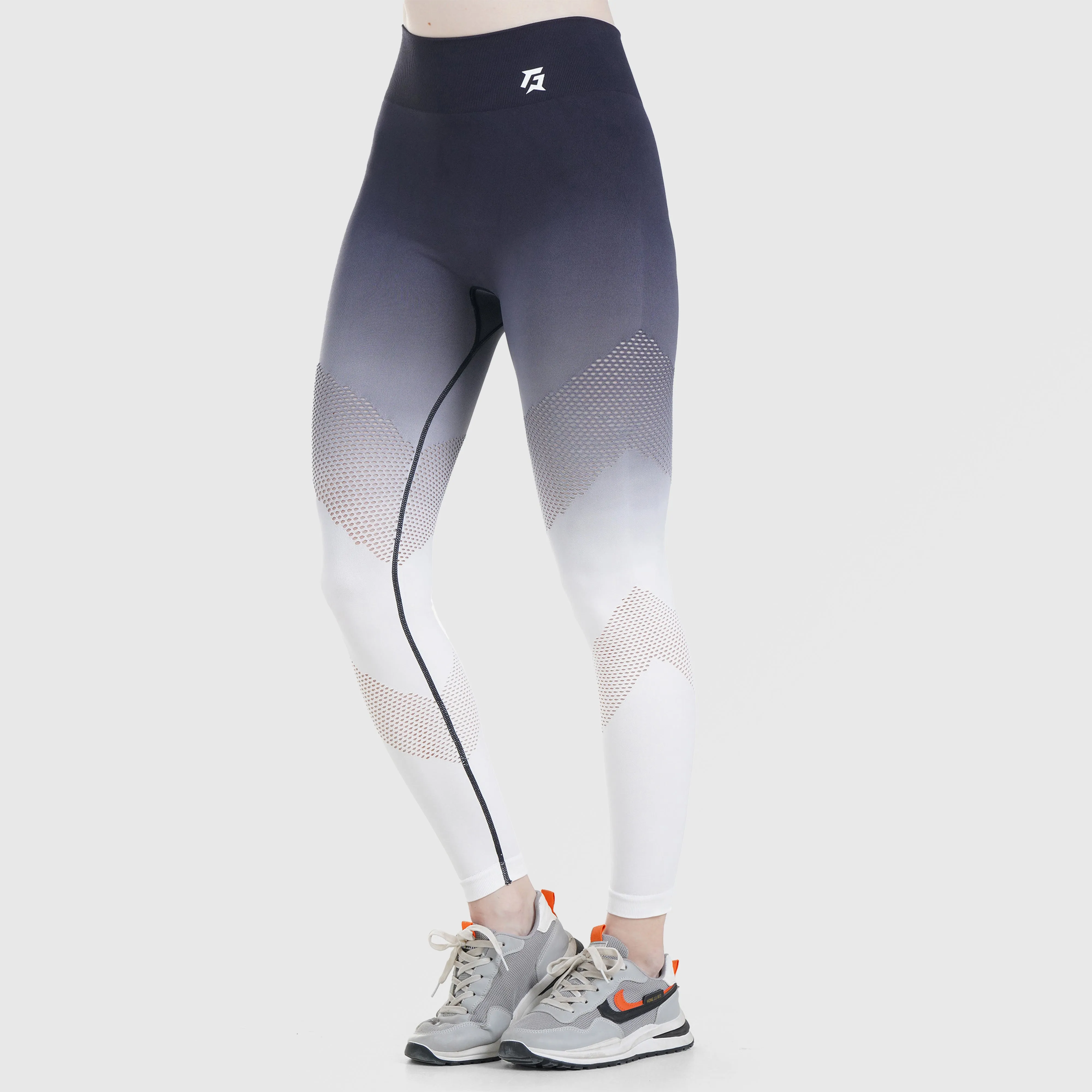 Futuristic Breathable Seamless Leggings (Black)