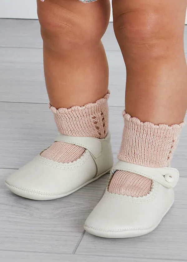 Leather Mary Jane Pram Shoes in Ivory (17-20EU)