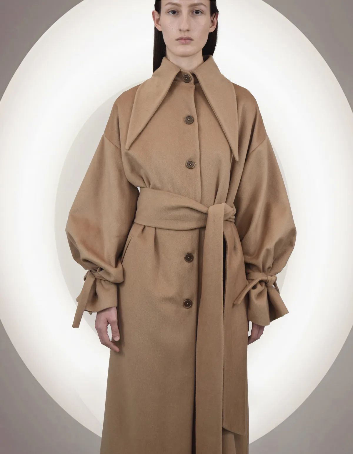 Marlowe Long Cashmere Coat - Beige