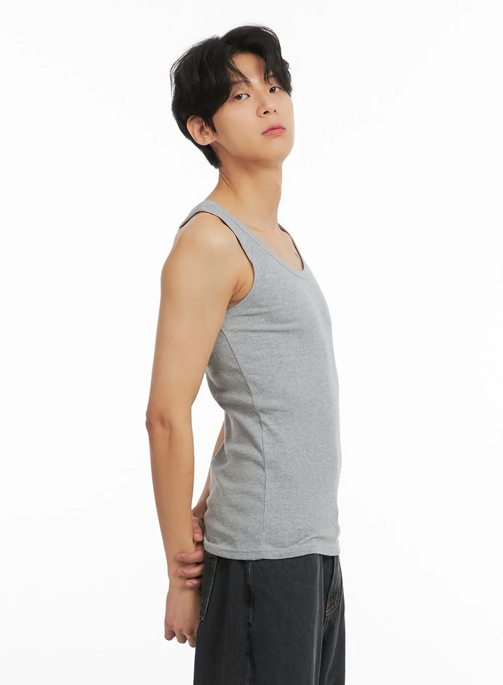 Men's Basic Slim Fit Tank Top IA401