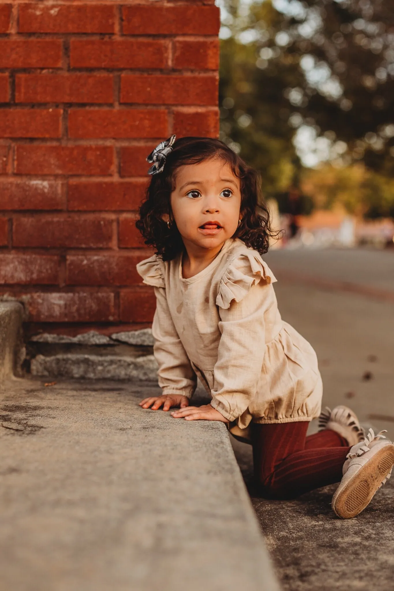 Oatmeal Linen Flutter Sleeve Romper