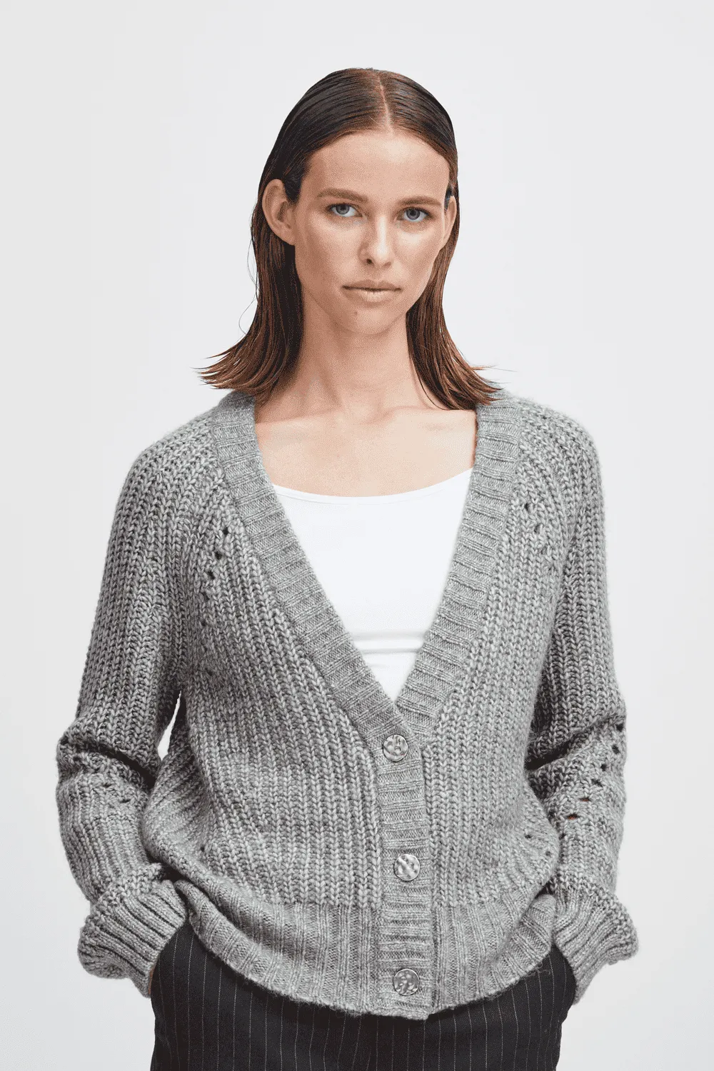 Oksa Short Cardigan