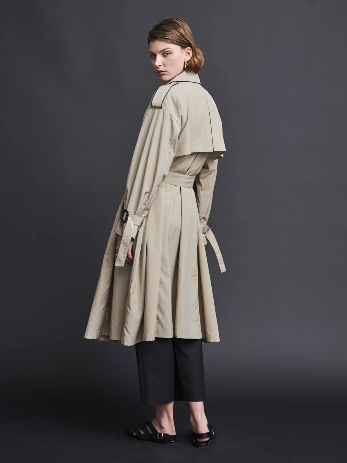 Piping Max Trench Coat - Beige