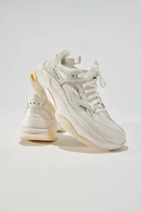 Saga Sneaker - OG White